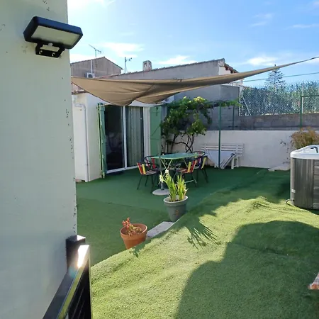 Option Jacouzzi A La * Saint-Cyr-sur-Mer